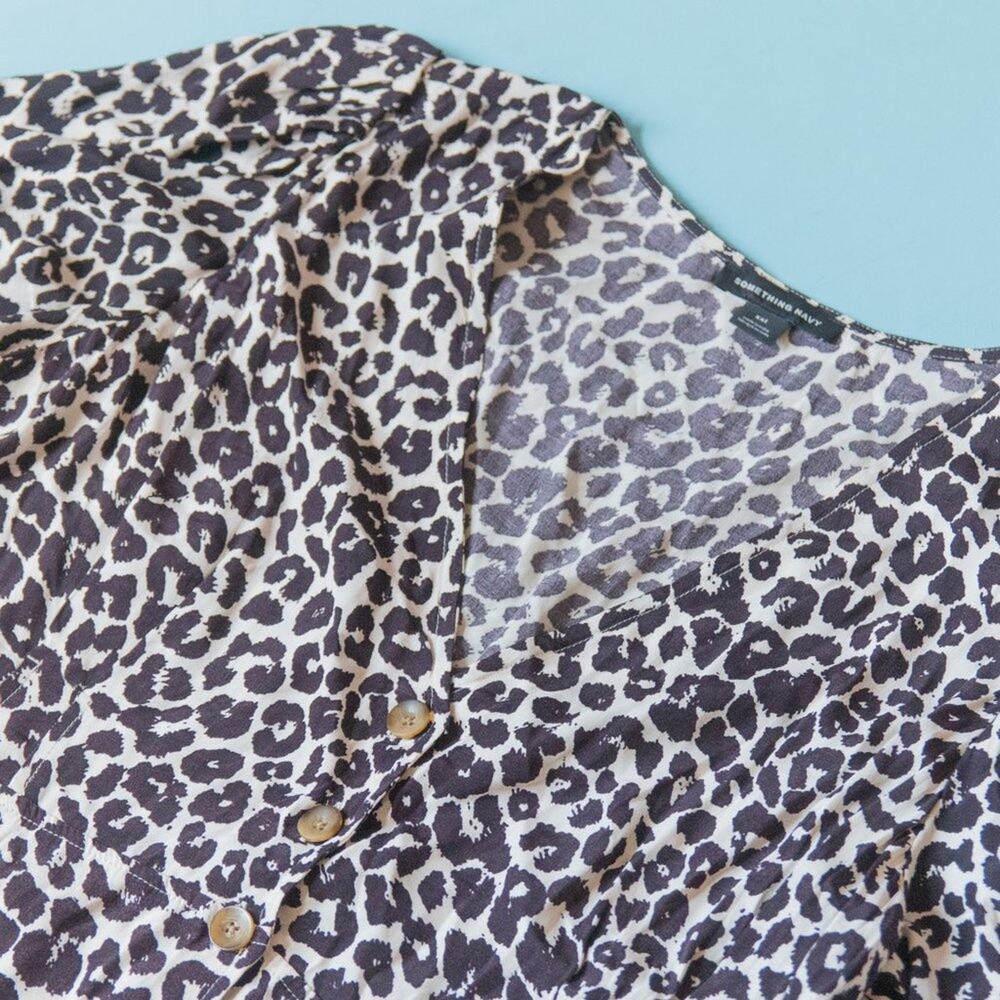 Something Navy Leopard Print Button Front Short S… - image 3